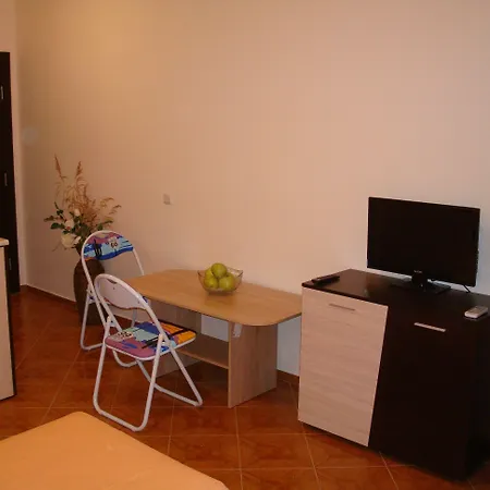 شقة فندقية Saint Elena Apartcomplex 3*