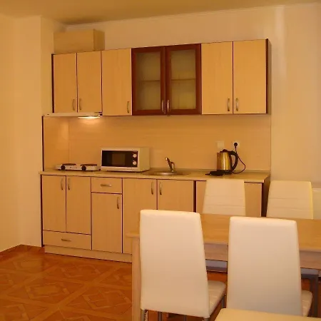 Saint Elena Apartcomplex شقة فندقية