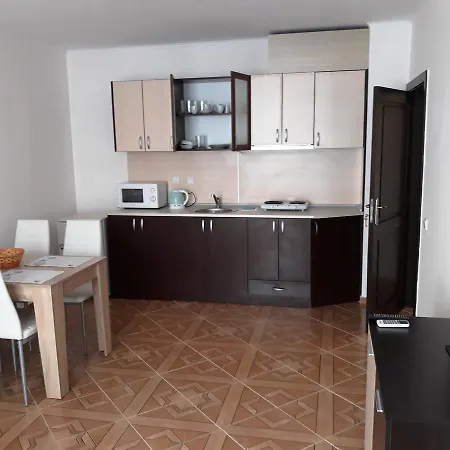 Saint Elena Apartcomplex شقة فندقية ساني بيتش