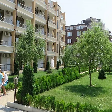 شقة فندقية Saint Elena Apartcomplex 3*